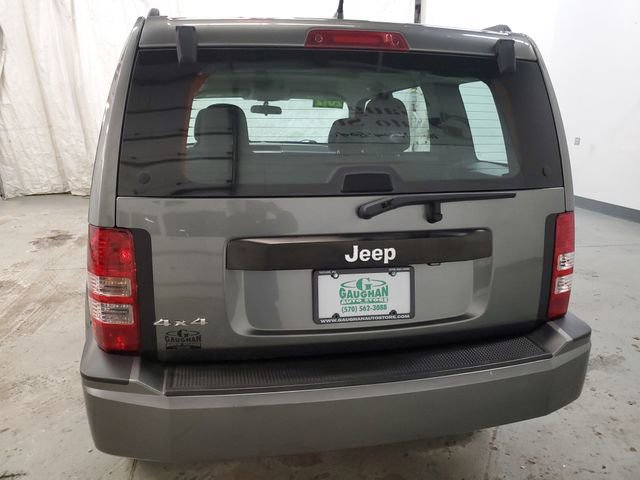 Used 2012 Jeep Liberty Sport image 5