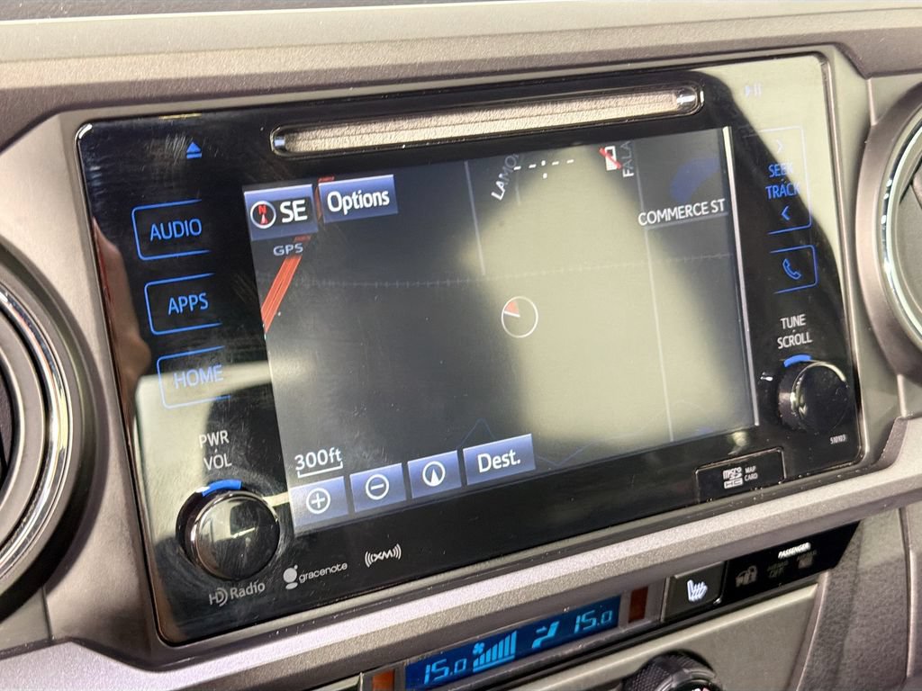 Used 2017 Toyota Tacoma TRD Sport AWD/4WD image 14