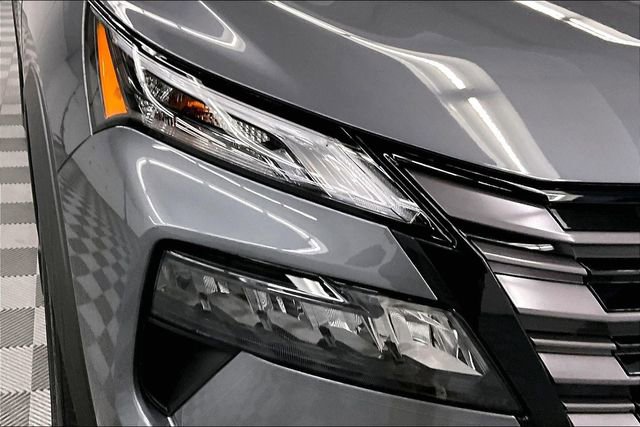 New 2026 Nissan Rogue SV image 14