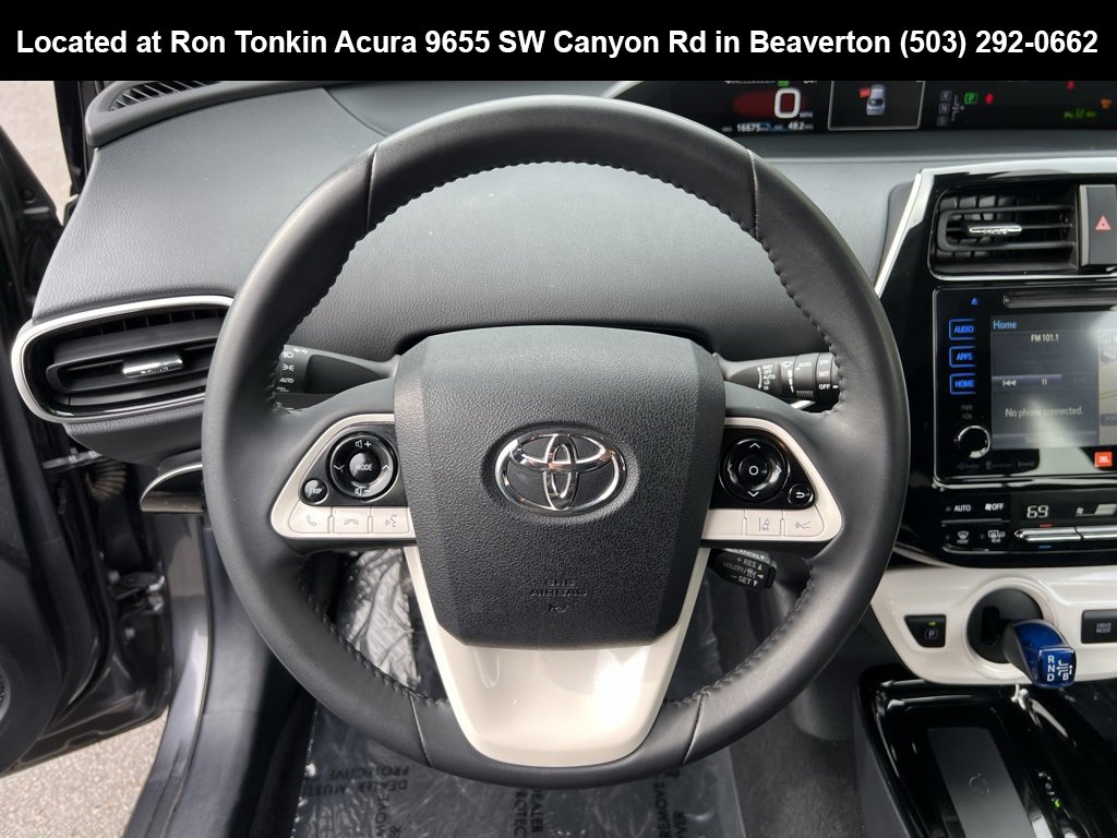 Used 2017 Toyota Prius Four image 18