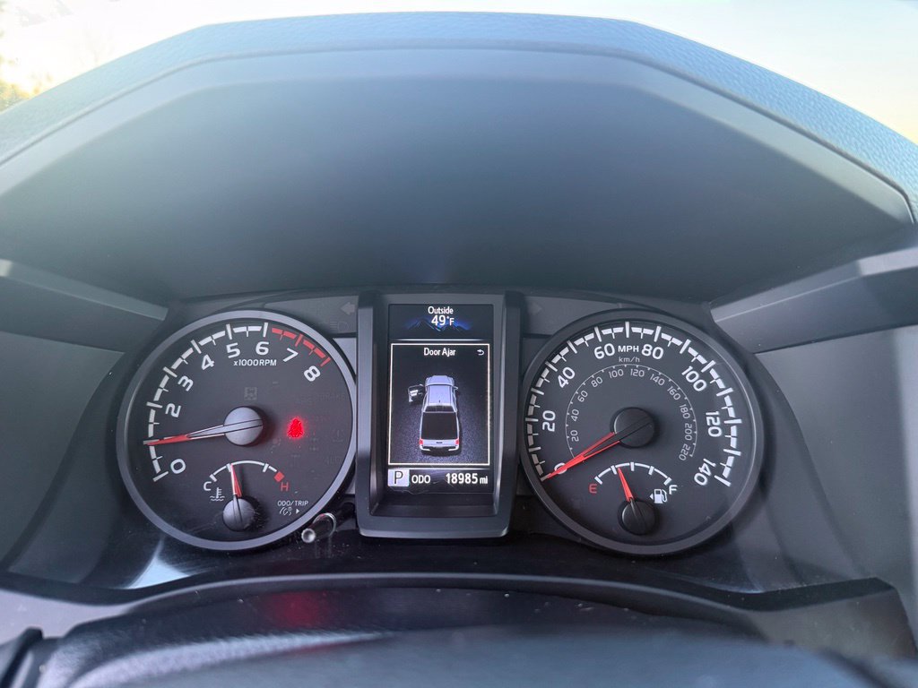 Used 2023 Toyota Tacoma SR AWD/4WD image 31