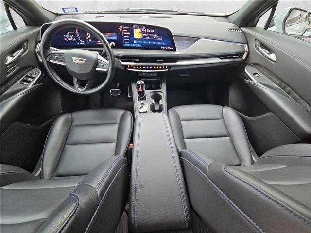 Used 2024 Cadillac XT4 Sport w/ Cold Weather Package image 16