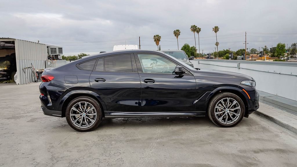 Used 2024 BMW X6 xDrive40i image 13
