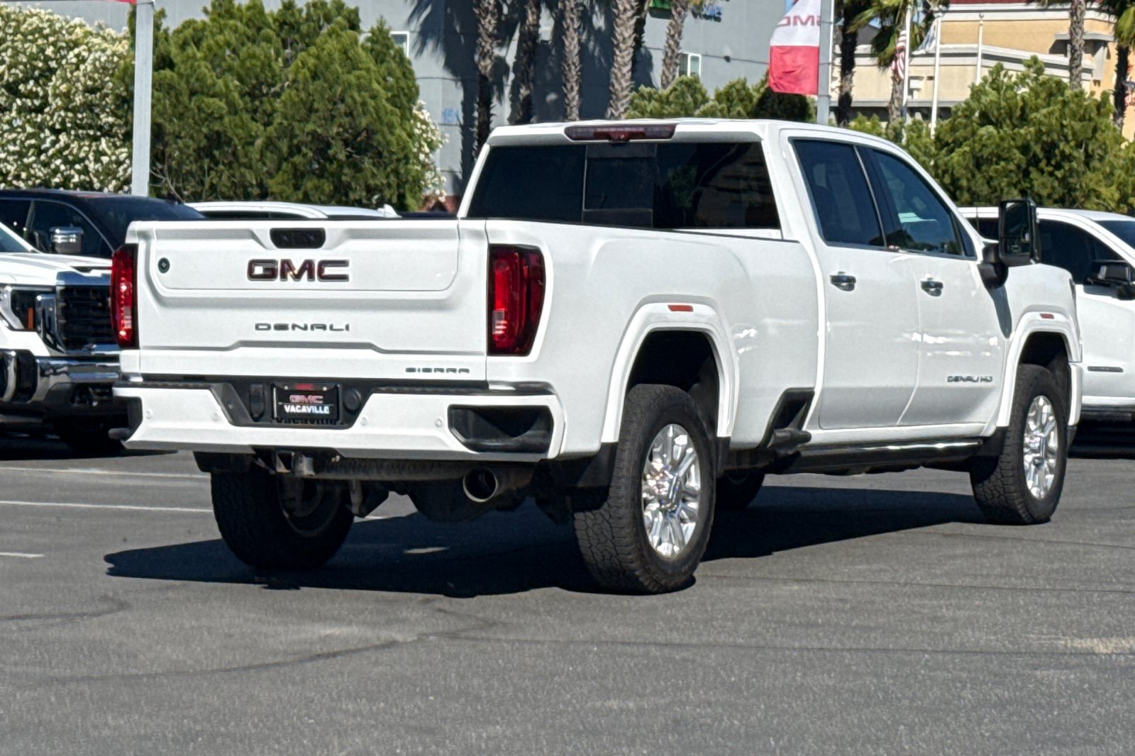 Used 2023 GMC Sierra 3500 Denali w/ Denali Ultimate Package AWD/4WD image 5