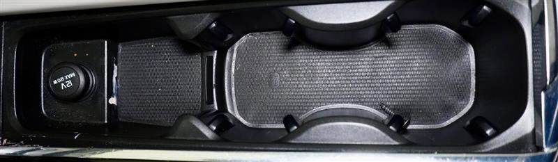 Used 2016 Volvo XC90 T6 Momentum image 24