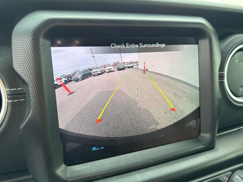 Used 2023 Jeep Wrangler Unlimited Sahara w/ Cold Weather Group image 26