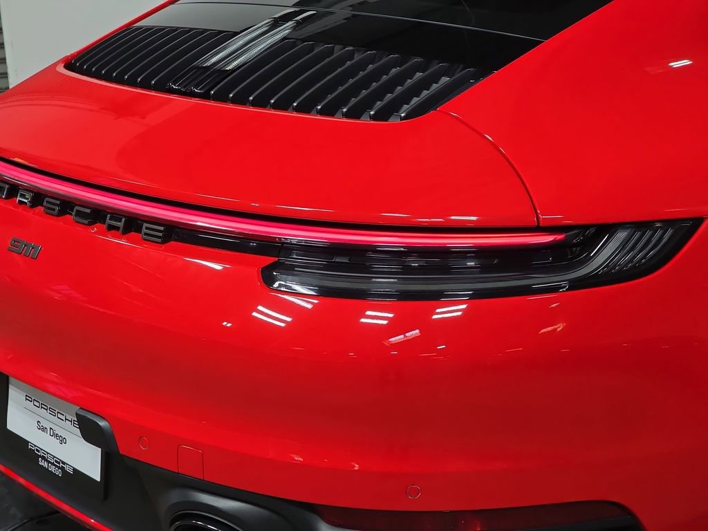 Certified 2024 Porsche 911 Carrera T RWD image 30
