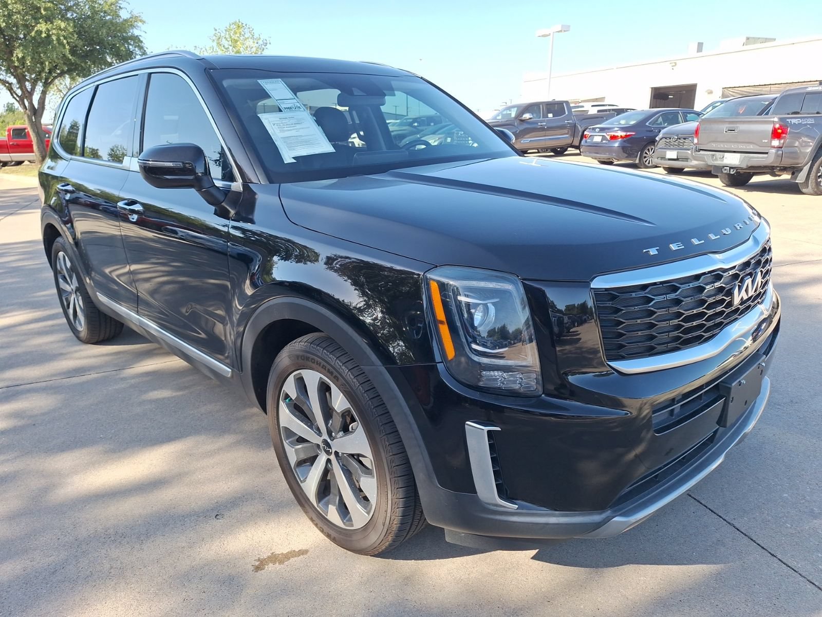Used 2022 Kia Telluride S FWD image 8