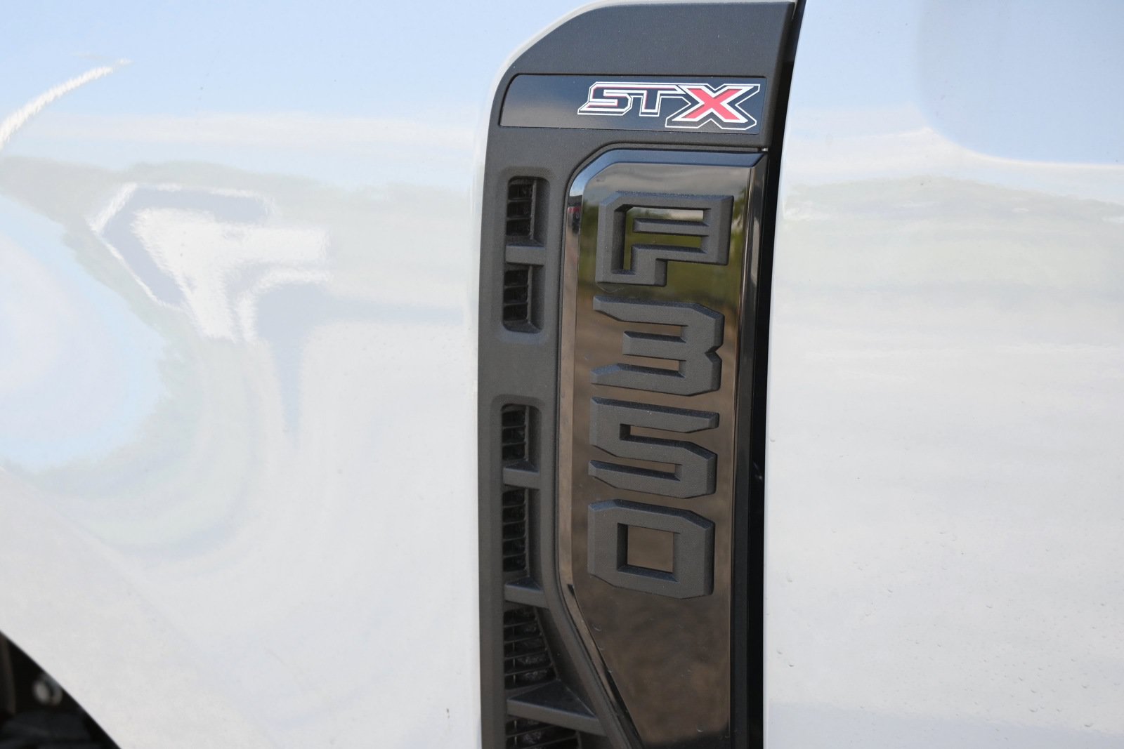 New 2026 Ford F350 XL w/ STX Appearance Package AWD/4WD image 11