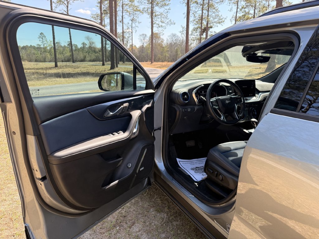 New 2025 Chevrolet Blazer RS w/ Driver Confidence II Package FWD image 13