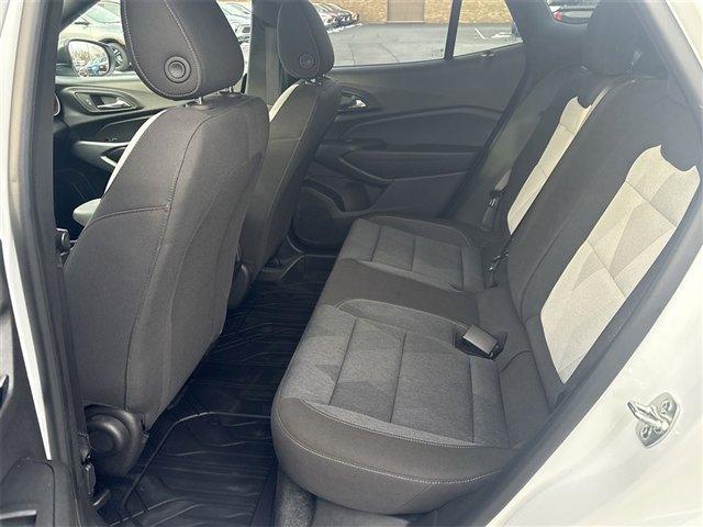 Certified 2024 Chevrolet Trax RS w/ Driver Confidence Package image 22