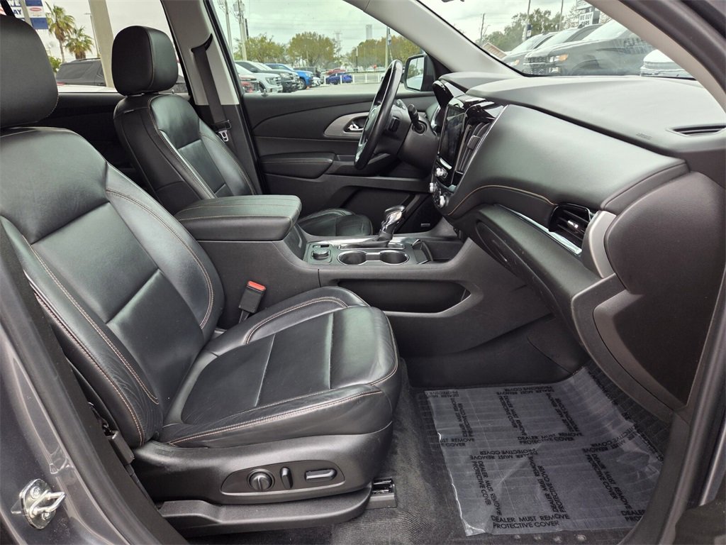 Used 2021 Chevrolet Traverse RS w/ LPO, Floor Liner Package image 16