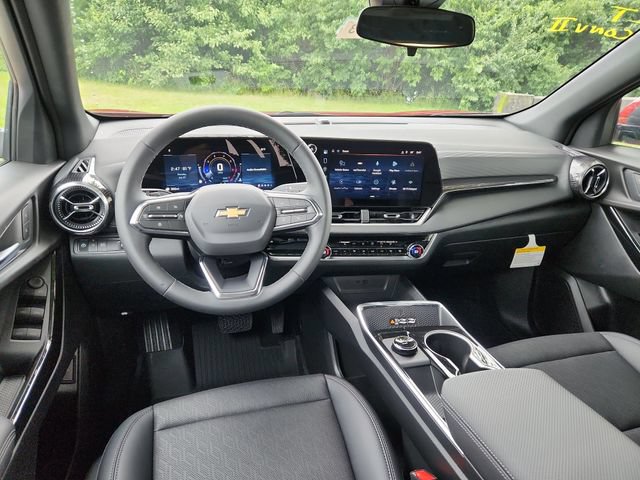 New 2027 Chevrolet Equinox LT w/ Convenience Package II FWD image 20