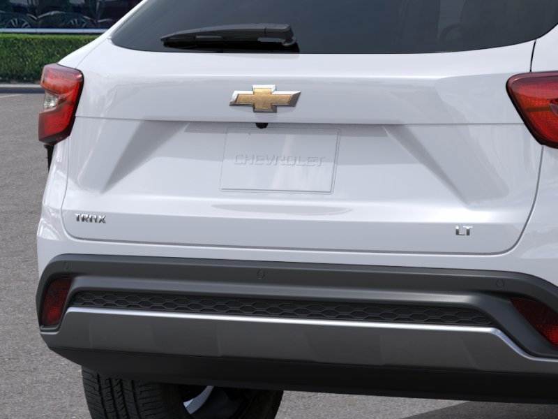 New 2026 Chevrolet Trax LT w/ Driver Confidence Package FWD image 14