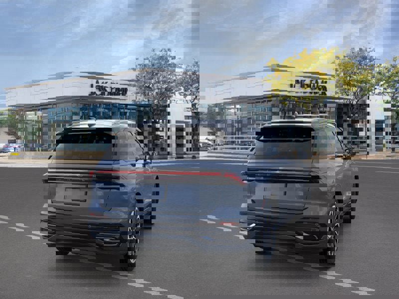 New 2026 Lincoln Nautilus Reserve image 8