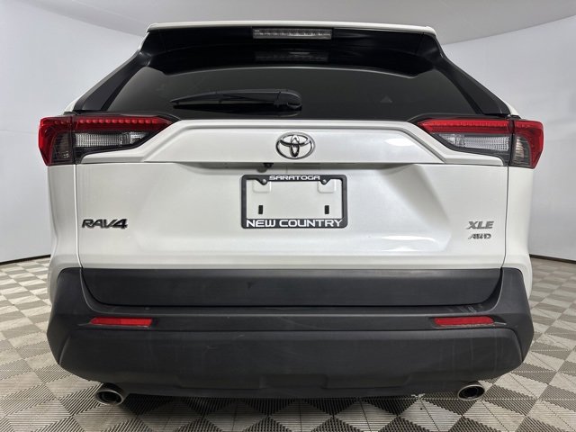 Used 2023 Toyota RAV4 XLE Premium image 6