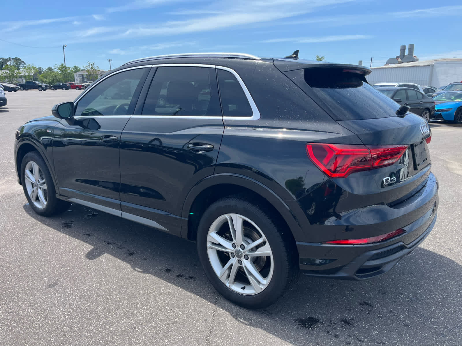 Used 2020 Audi Q3 2.0T Premium w/ Convenience Package AWD/4WD image 6
