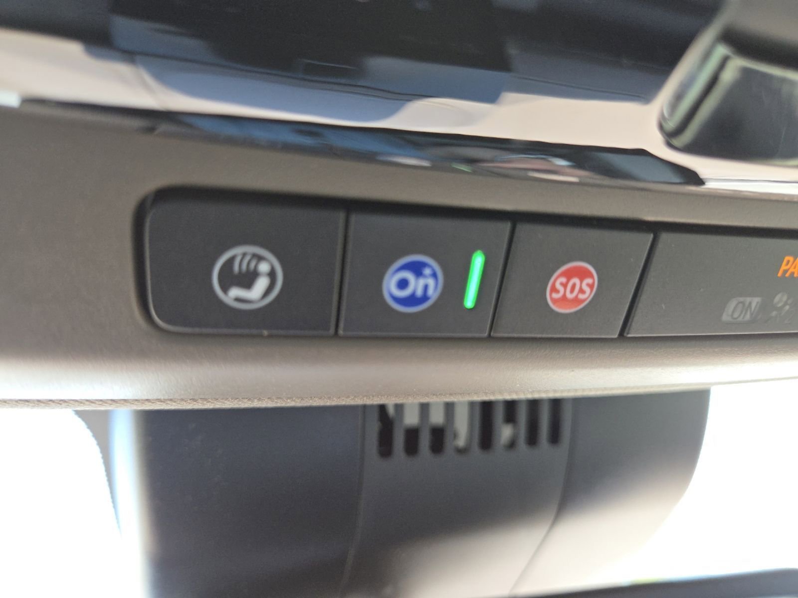 New 2026 GMC Yukon Denali w/ Sun & Power Step Package image 36