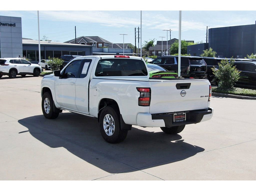 Certified 2024 Nissan Frontier SV w/ Technology Package image 4