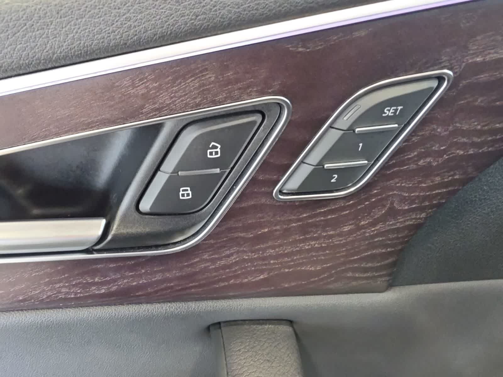 Used 2019 Audi Q8 Prestige AWD/4WD video 1