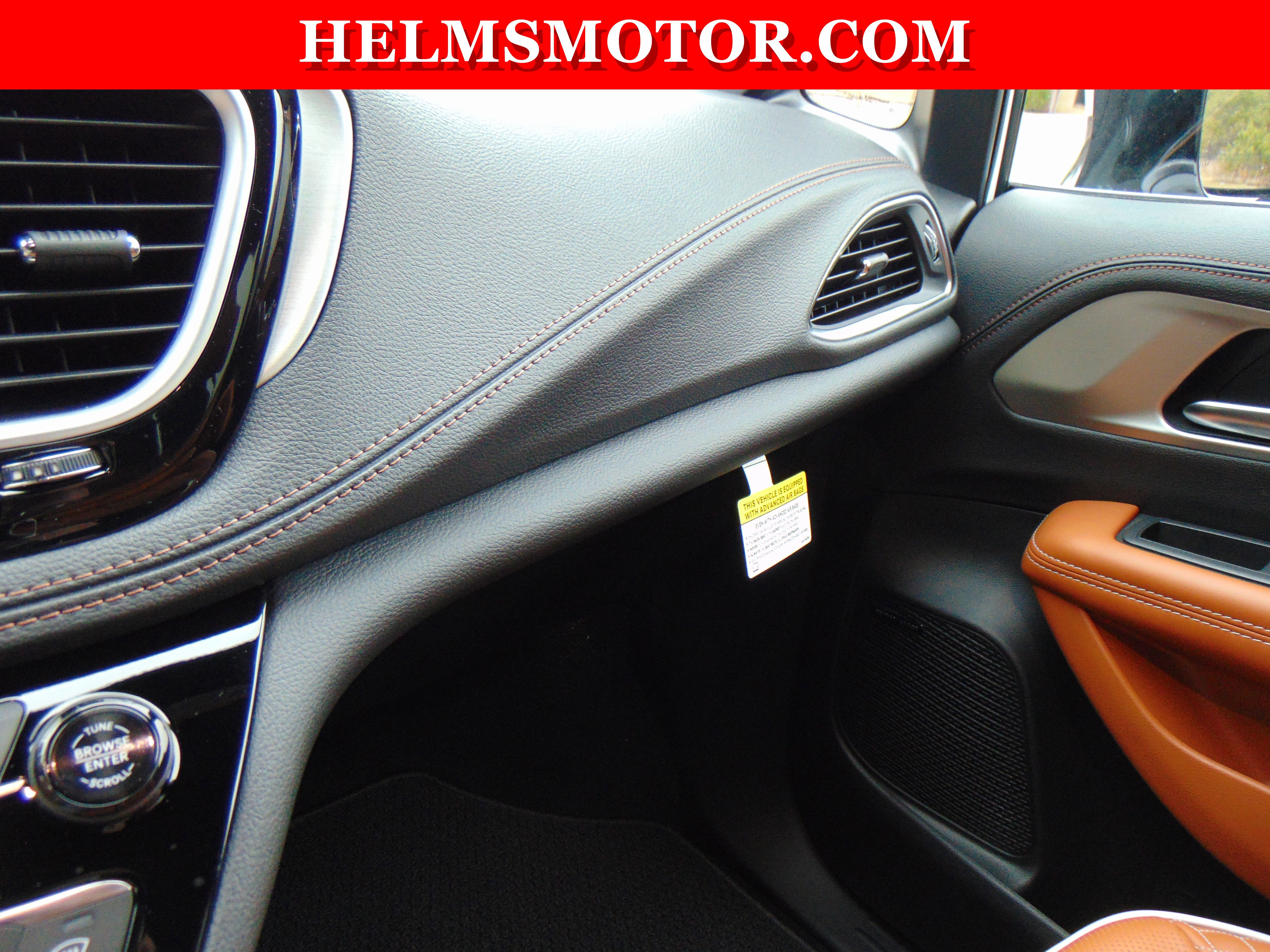 New 2026 Chrysler Pacifica Pinnacle image 38