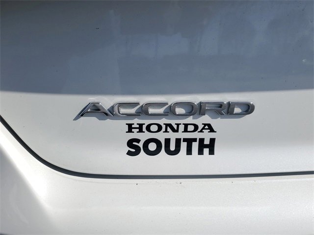 Used 2023 Honda Civic Sport image 7