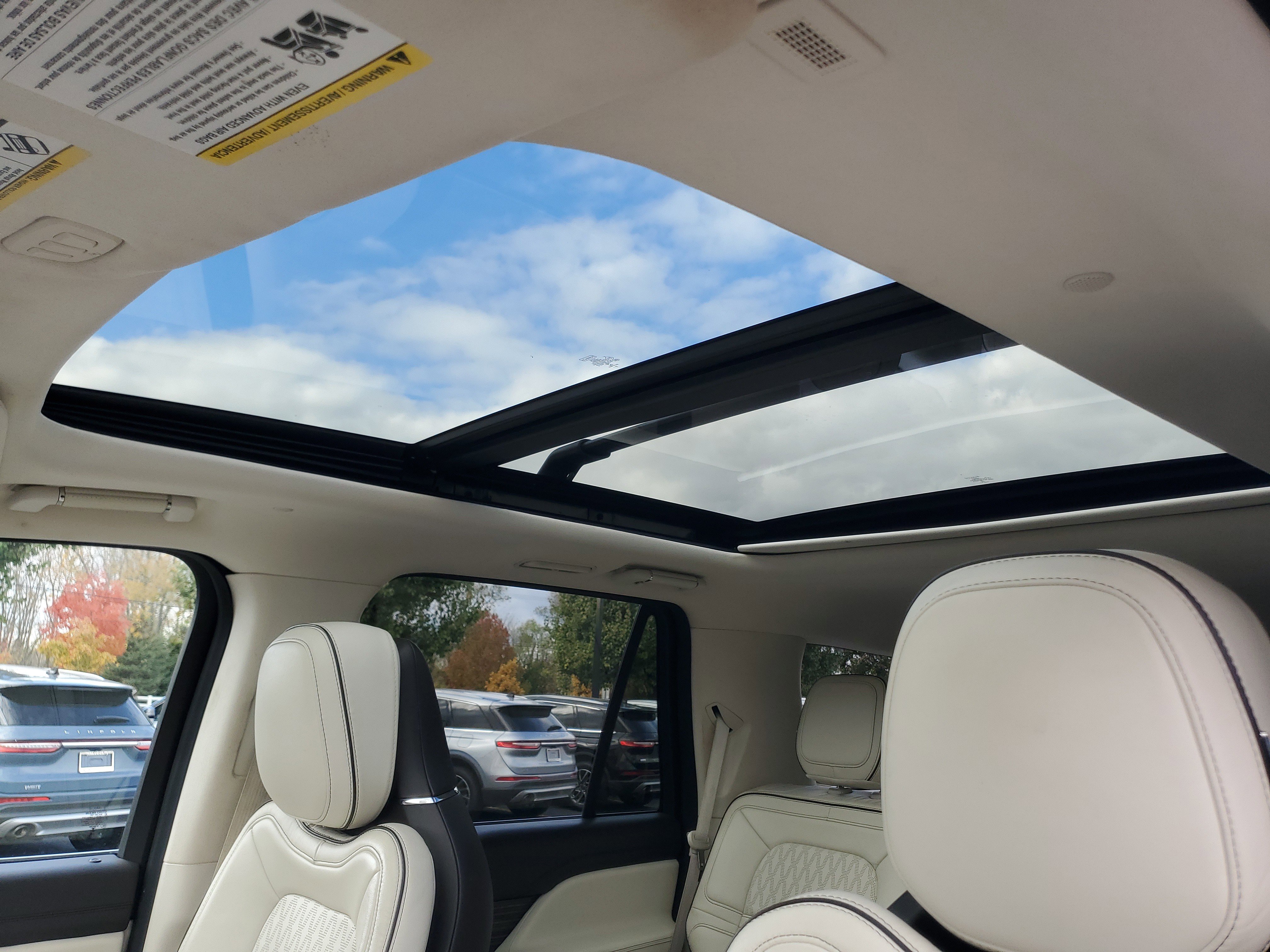 Used 2021 Lincoln Navigator Black Label w/ Cargo Convenience Package image 11