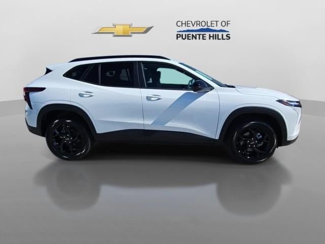 New 2026 Chevrolet Trax LT w/ Driver Confidence Package FWD image 9