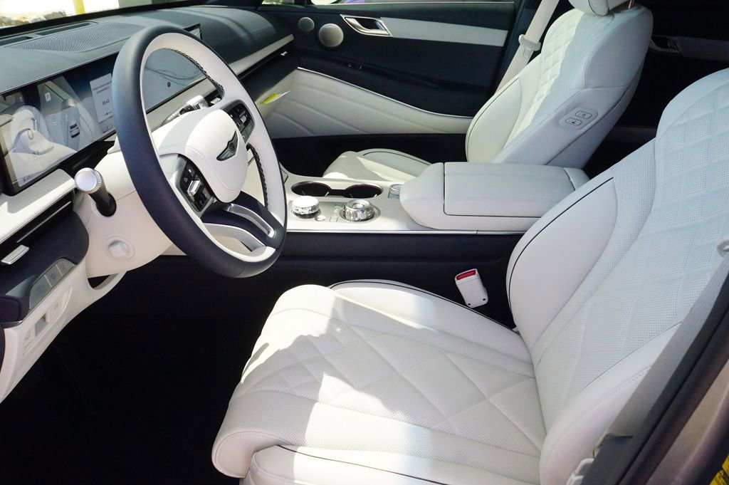 New 2025 Genesis GV80 3.5T Prestige image 16