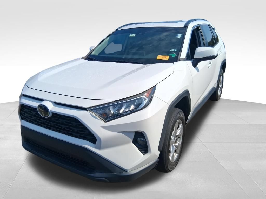 Used 2021 Toyota RAV4 XLE w/ Convenience Package AWD/4WD image 2