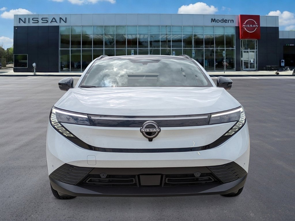 New 2026 Nissan Leaf Platinum+ w/ Cargo Package (Platinum+) image 8