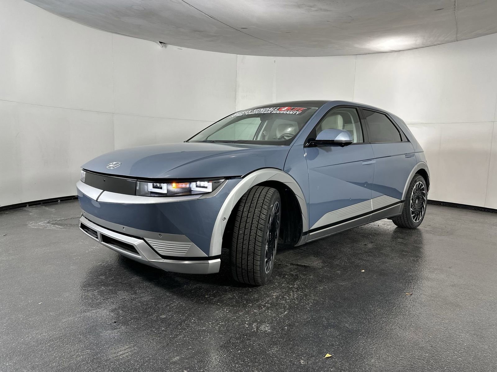 Used 2023 Hyundai Ioniq 5 Limited image 5