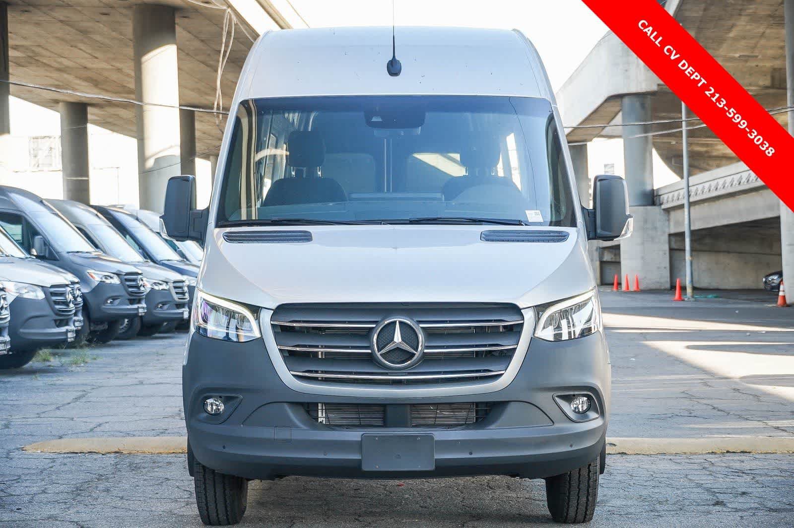 Used 2024 Mercedes-Benz Sprinter 3500 image 11