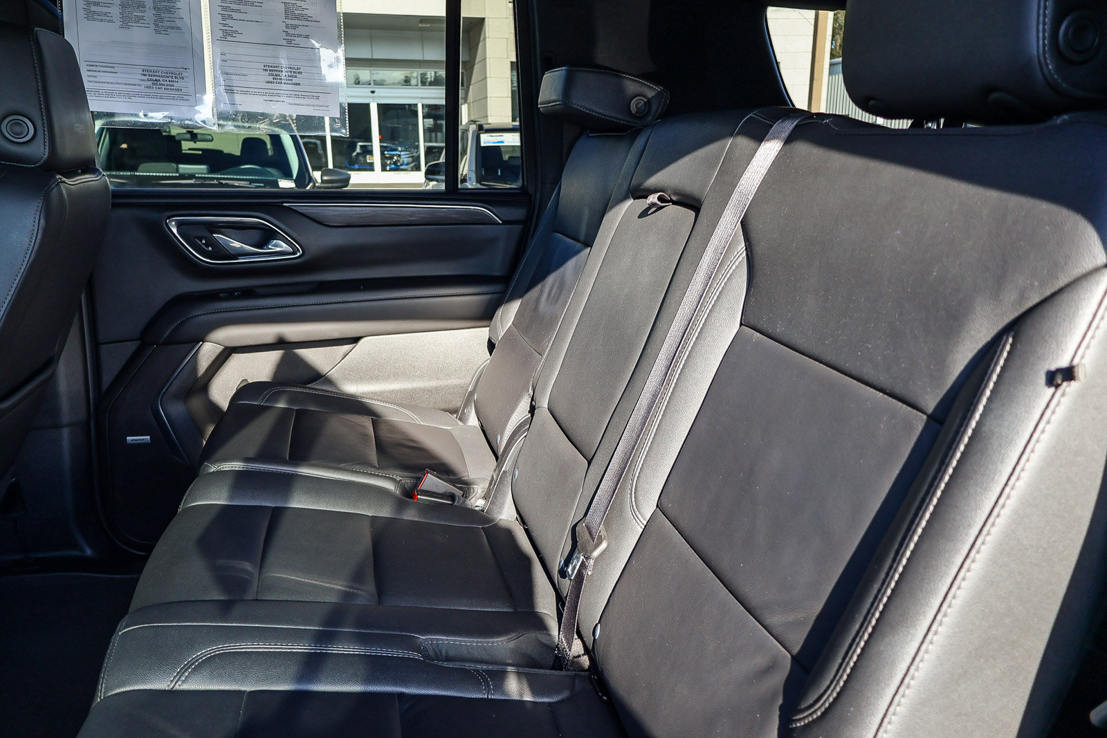 Used 2024 Chevrolet Suburban LT image 15