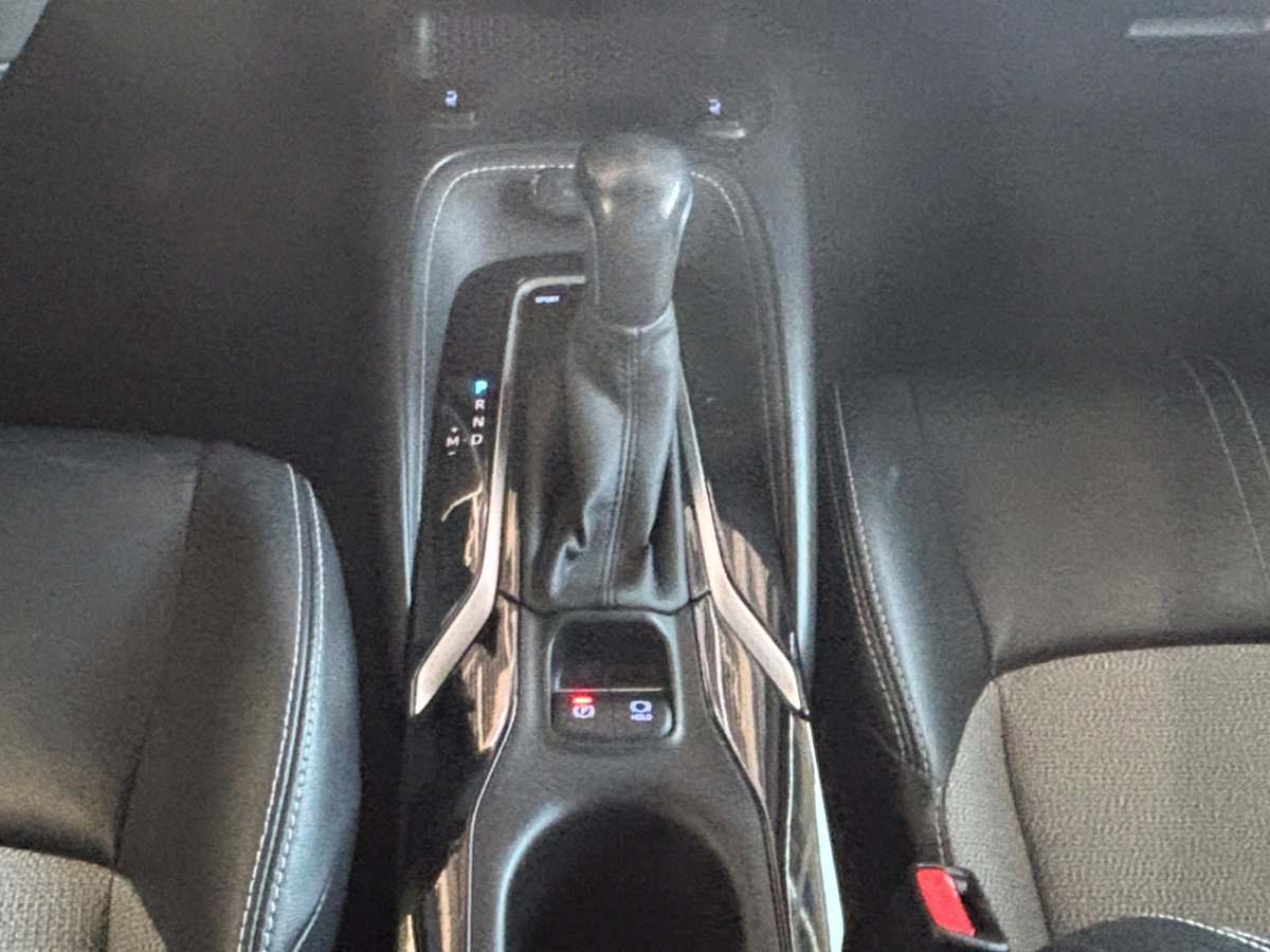 Used 2021 Toyota Corolla XSE image 5