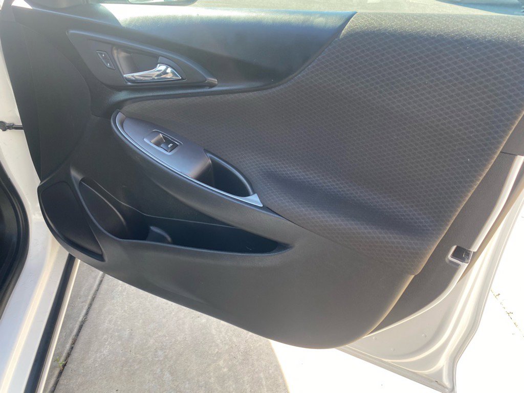 Used 2020 Chevrolet Malibu LS w/ Driver Confidence Package II image 37