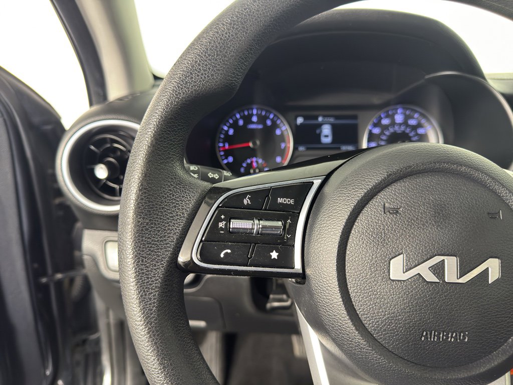 Used 2023 Kia Forte LXS image 19