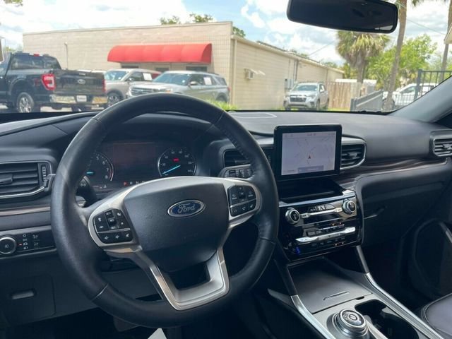 Used 2024 Ford Explorer Limited image 14