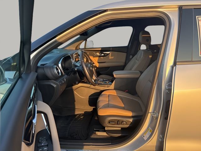 Used 2020 Chevrolet Blazer Premier w/ Driver Confidence II Package image 9
