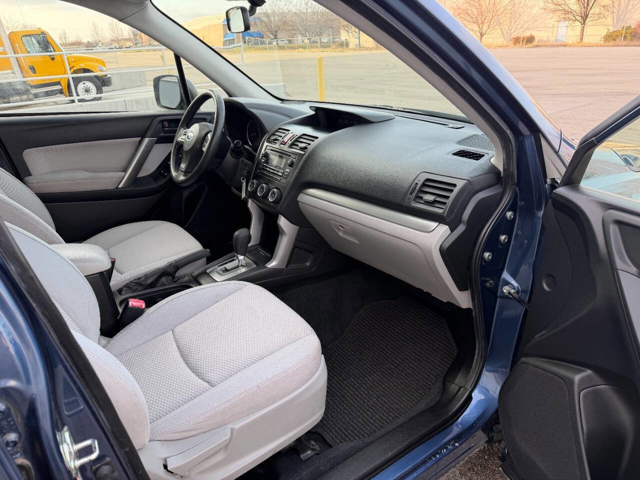 Used 2014 Subaru Forester 2.5i image 19