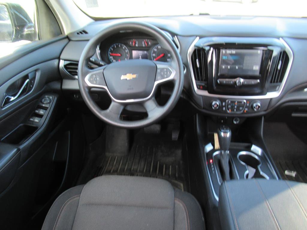Used 2019 Chevrolet Traverse LS image 12