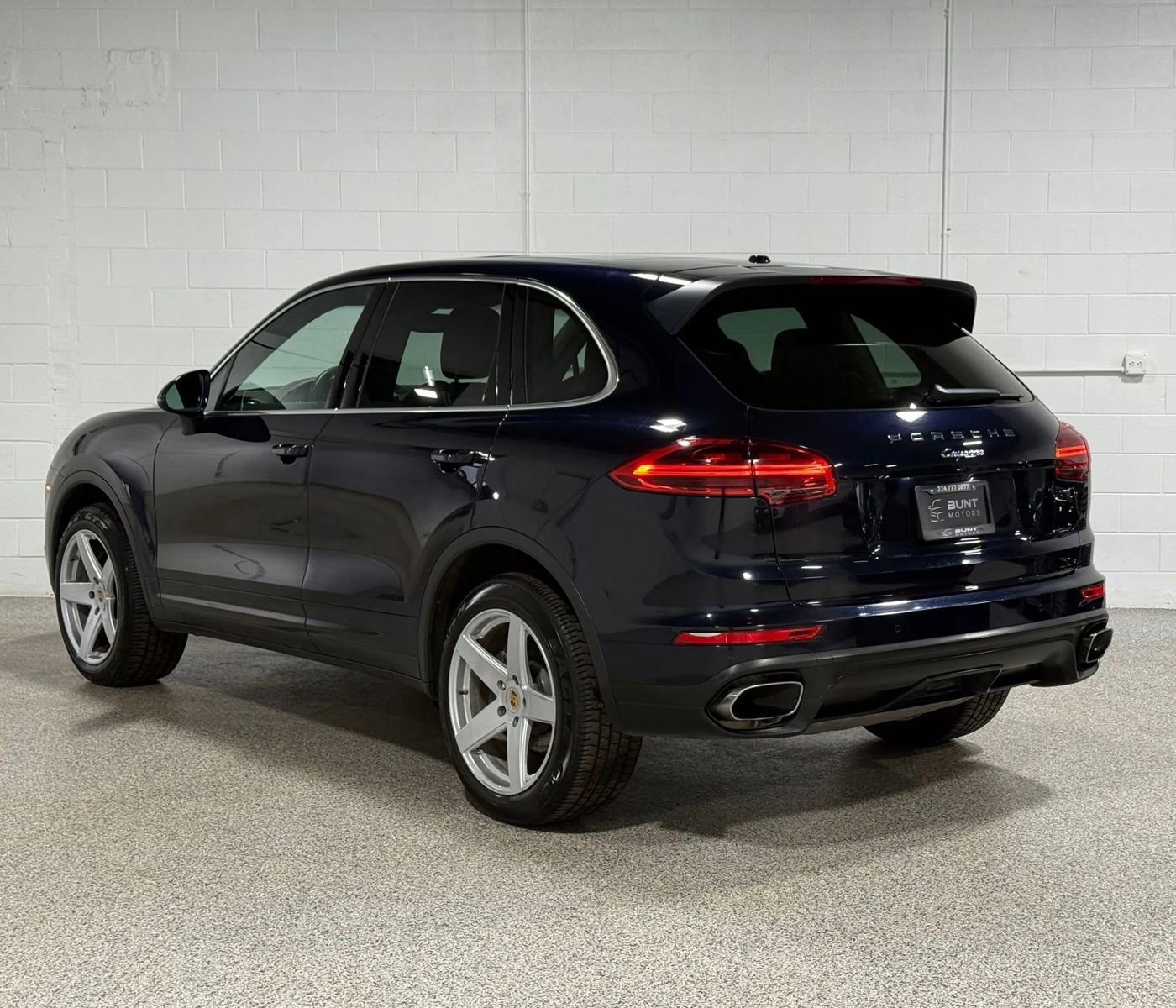 Used 2016 Porsche Cayenne image 5