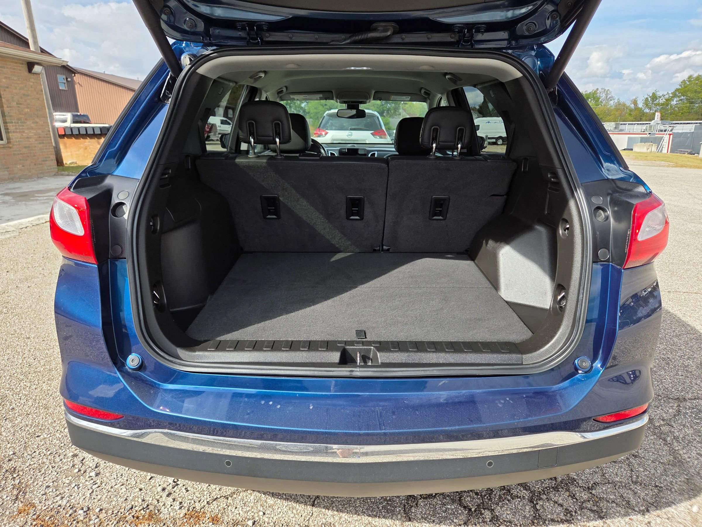 Used 2020 Chevrolet Equinox Premier image 16