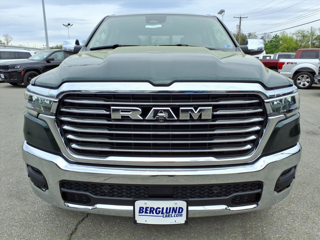New 2026 RAM 1500 Laramie AWD/4WD image 9