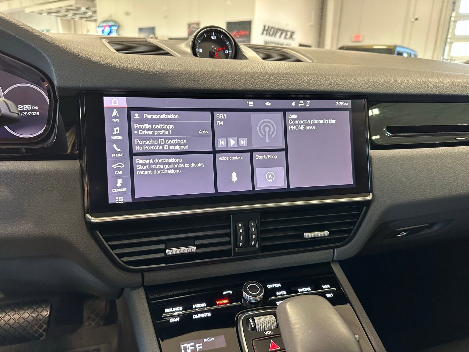 Used 2021 Porsche Cayenne image 26