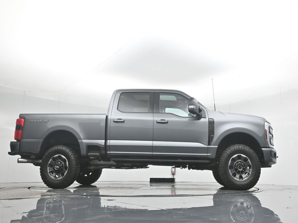 Used 2024 Ford F250 Lariat w/ Tremor Off-Road Package image 53