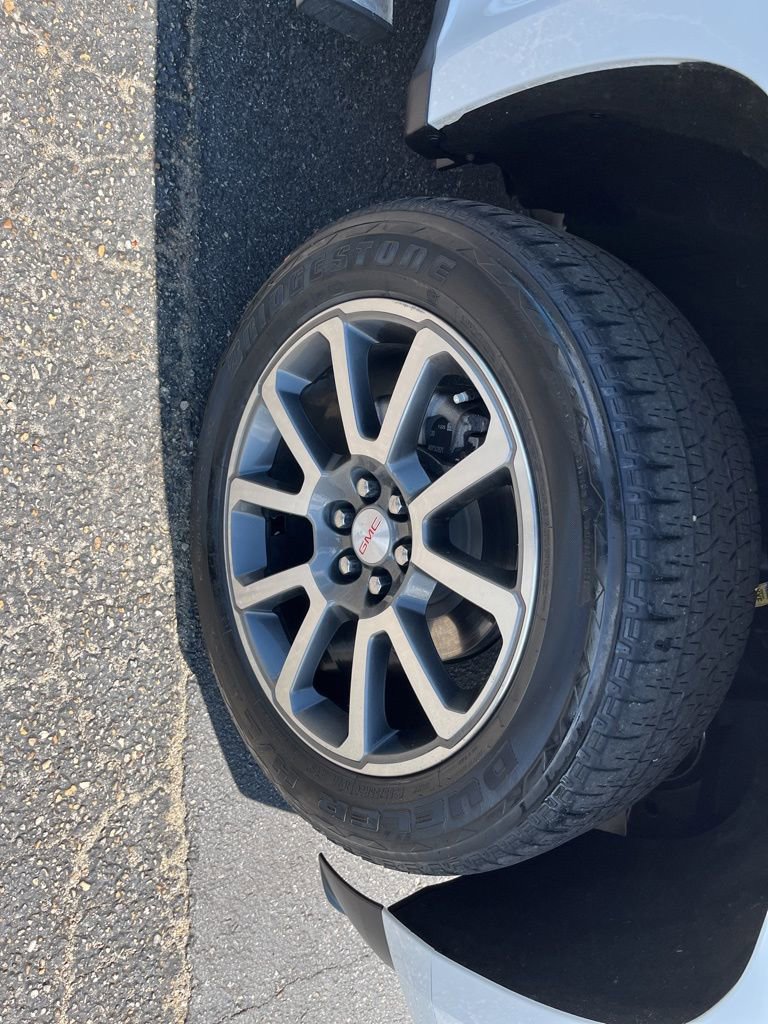 Used 2022 GMC Canyon Denali image 10