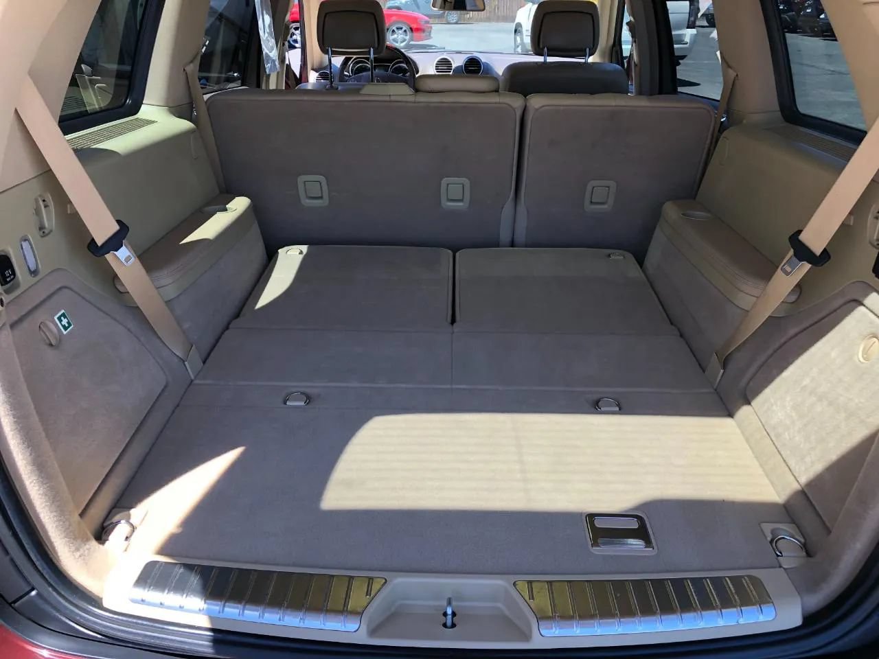 Used 2010 Mercedes-Benz GL 450 4MATIC image 40