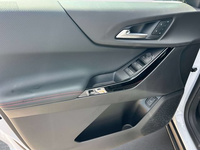 New 2027 Chevrolet Equinox RS w/ Safety and Technology Package FWD image 21