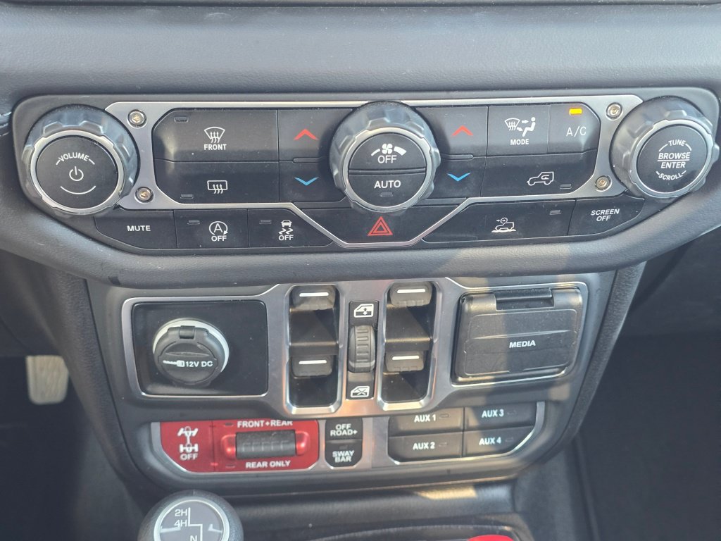 Used 2025 Jeep Wrangler Unlimited Rubicon AWD/4WD image 42